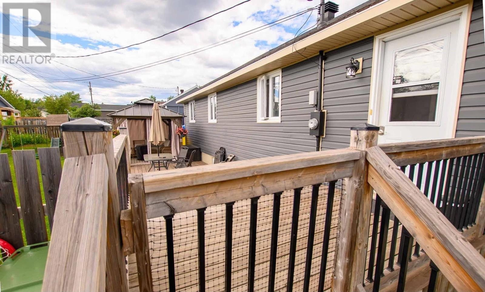 8 Pine Avenue, Labrador City, Newfoundland & Labrador  A2V 1W9 - Photo 10 - 1300946