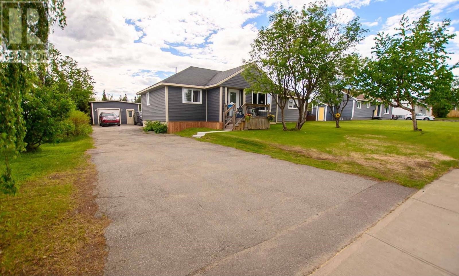 8 Pine Avenue, Labrador City, Newfoundland & Labrador  A2V 1W9 - Photo 5 - 1300946