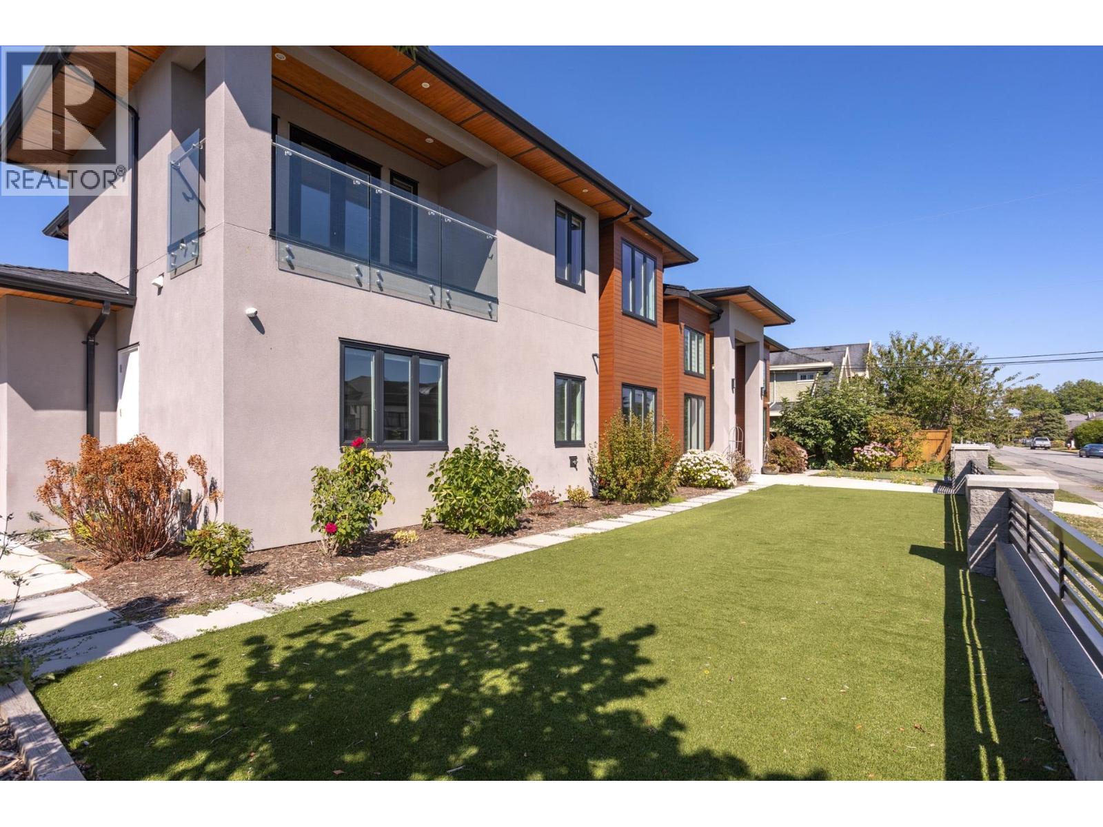 3291 Ullsmore Avenue, Richmond, British Columbia  V7C 1R8 - Photo 4 - R3153432