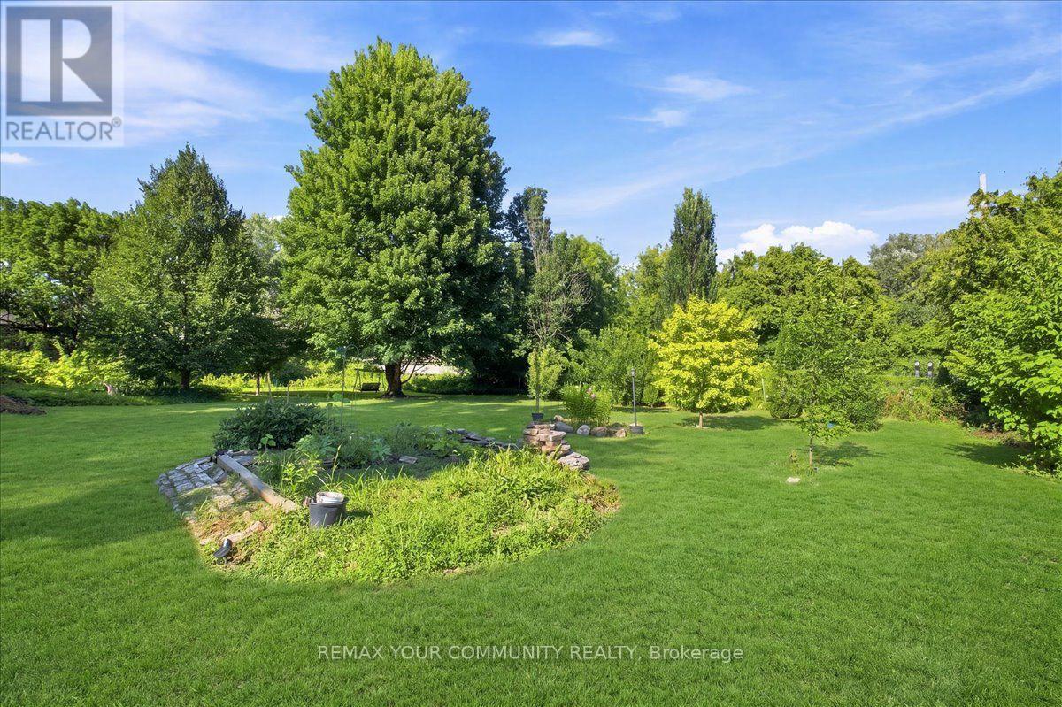 8470 Nottawasaga River Road, Adjala-Tosorontio, Ontario  L0G 1L0 - Photo 21 - N13655402