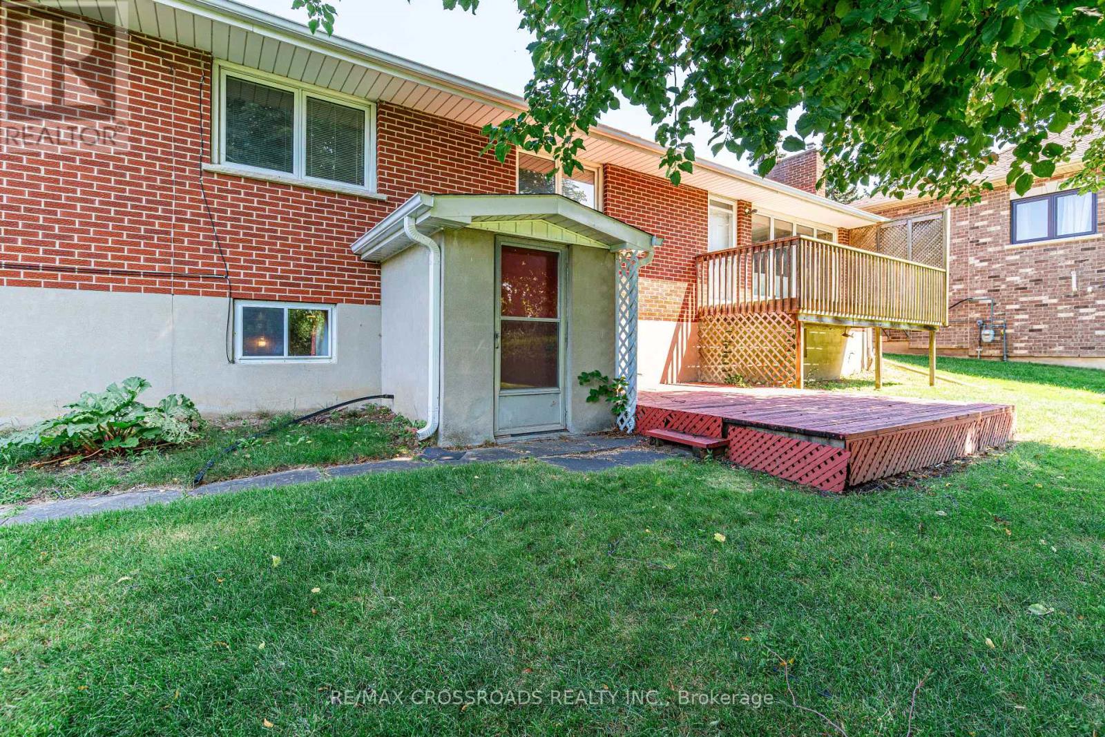 166 Elizabeth Crescent N, Whitby, Ontario  L1N 3R7 - Photo 42 - E13647854