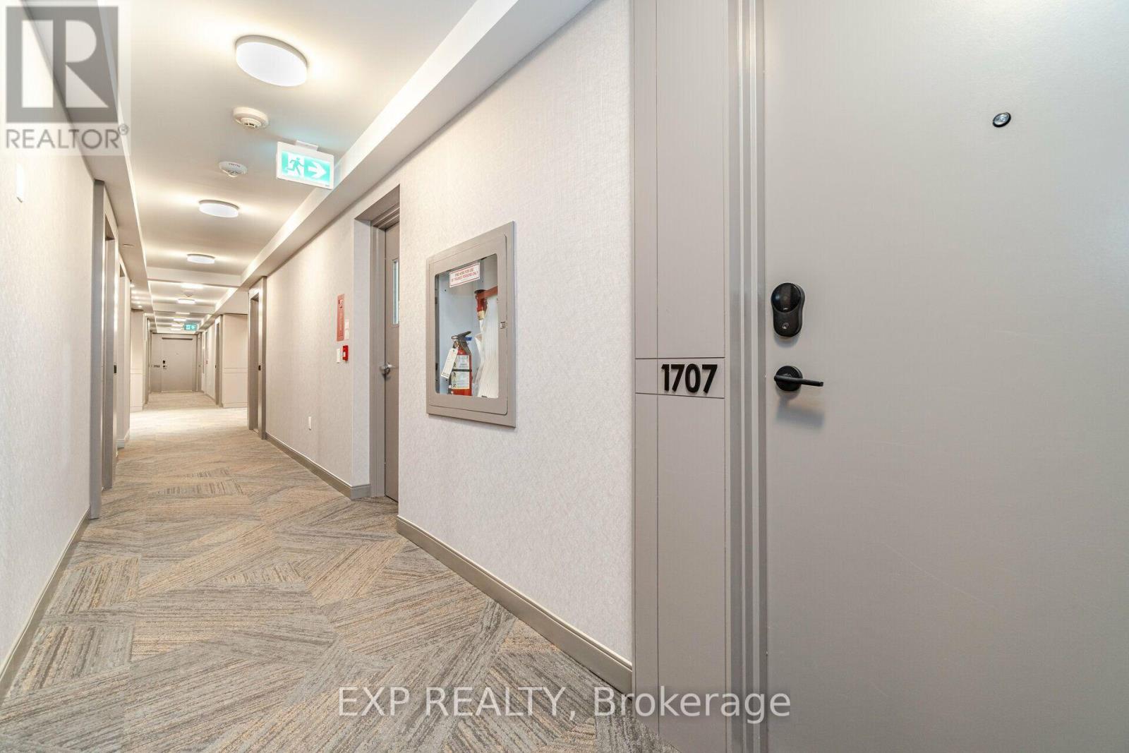1707 - 4675 Metcalfe Avenue, Mississauga, Ontario  L5M 0Z7 - Photo 5 - W13643060