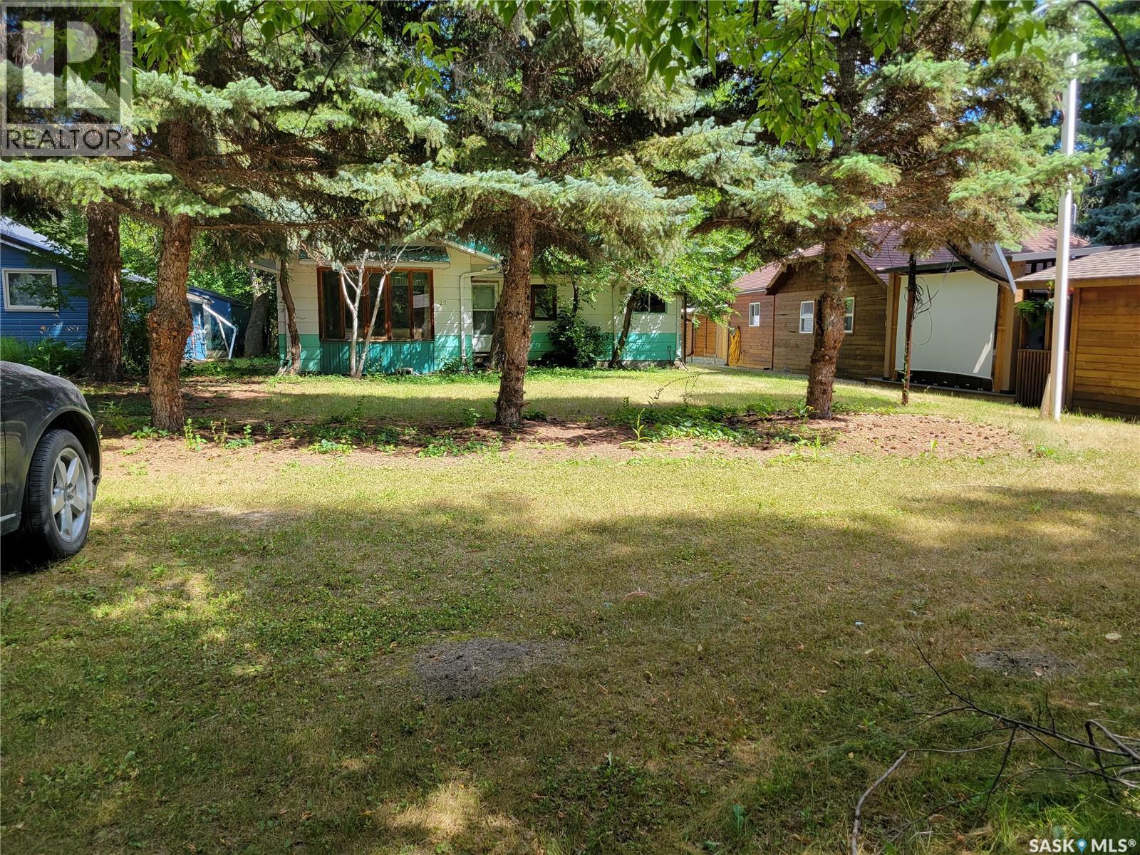 27 Elm Street, Katepwa Beach, Saskatchewan  S0G 2Y0 - Photo 3 - SK045022