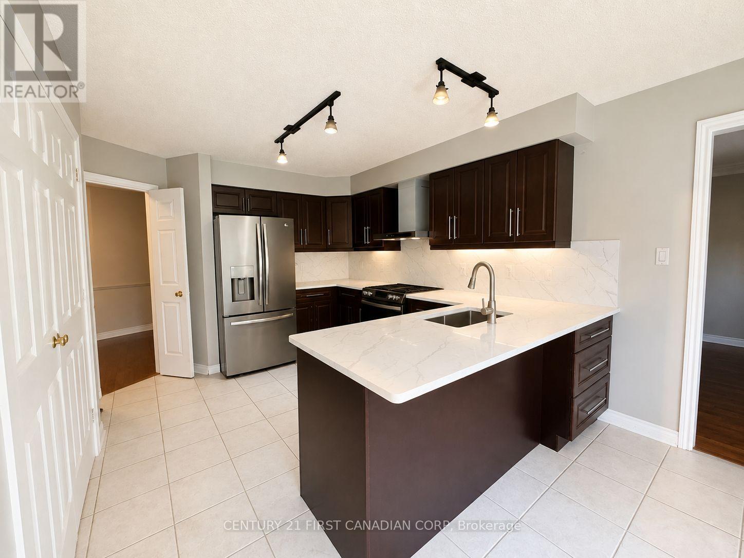 179 Sunnyside Drive, London North, Ontario  N5X 3P7 - Photo 5 - X13655442
