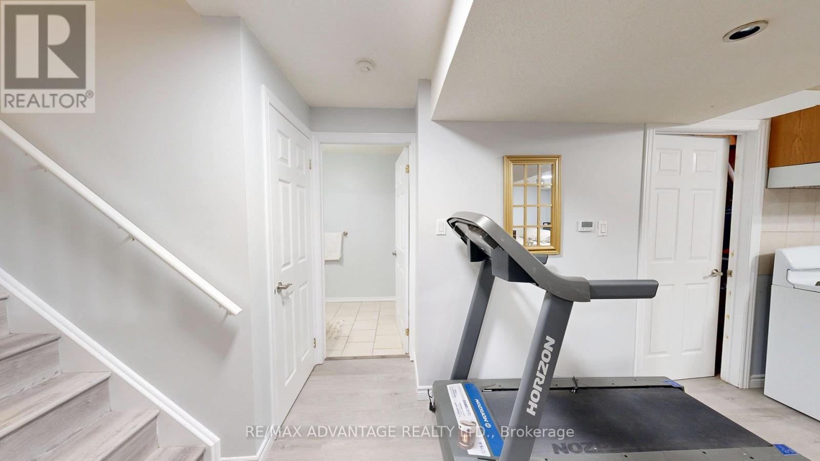 816 Wild Rose Lane S, London North, Ontario  N6H 5X4 - Photo 34 - X13655476