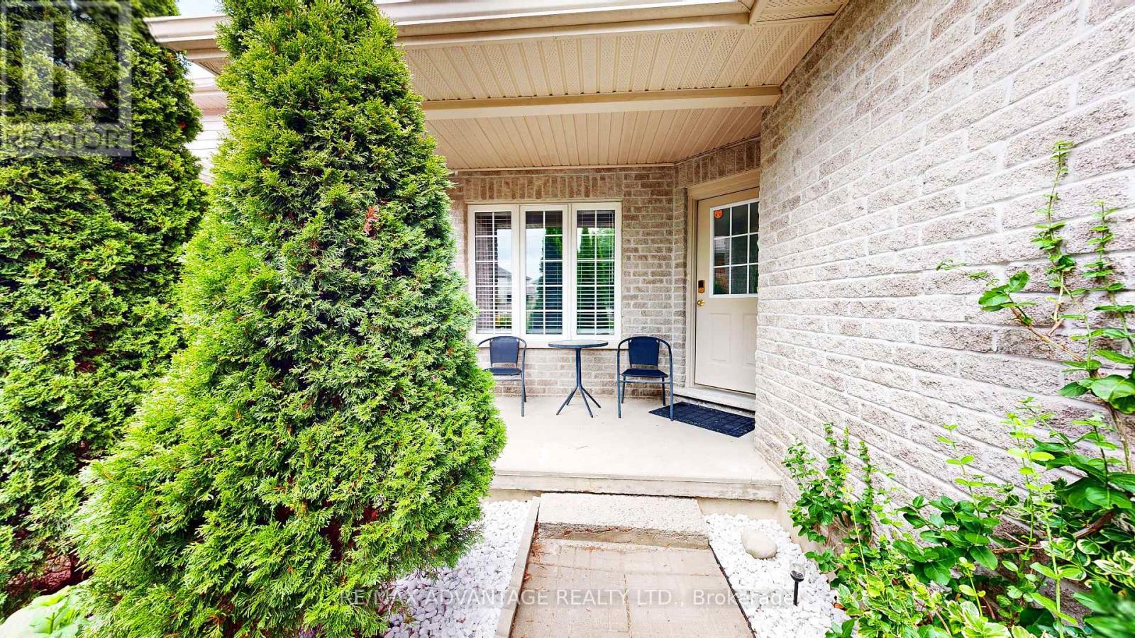 816 Wild Rose Lane S, London North, Ontario  N6H 5X4 - Photo 46 - X13655476