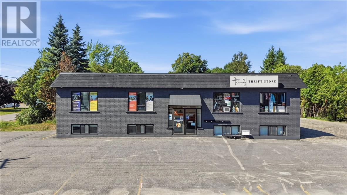 2008 Lasalle Boulevard, Sudbury, Ontario