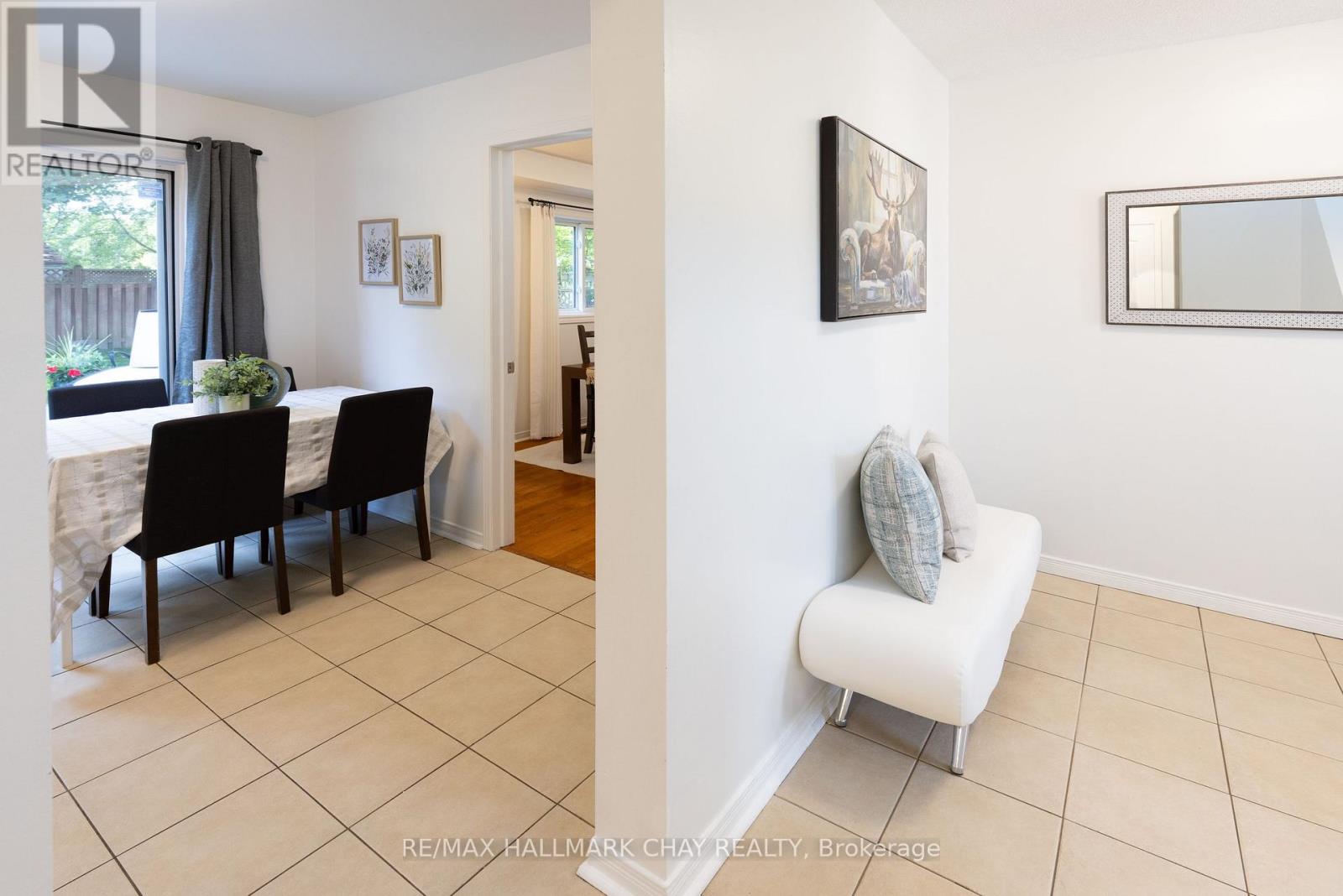 11 Dugdale Avenue, New Tecumseth, Ontario  L0G 1A0 - Photo 10 - N13655452