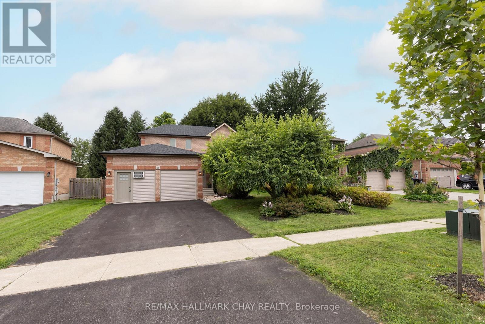 11 Dugdale Avenue, New Tecumseth, Ontario  L0G 1A0 - Photo 26 - N13655452