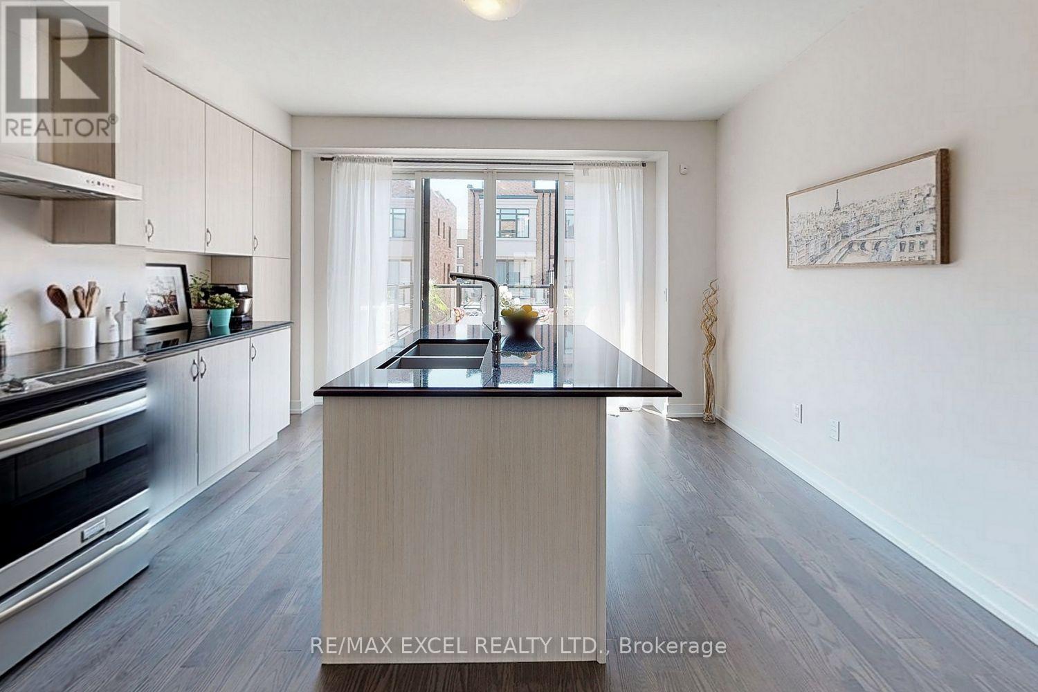 46 Troon Avenue, Vaughan, Ontario  L6A 4Z2 - Photo 22 - N13655478