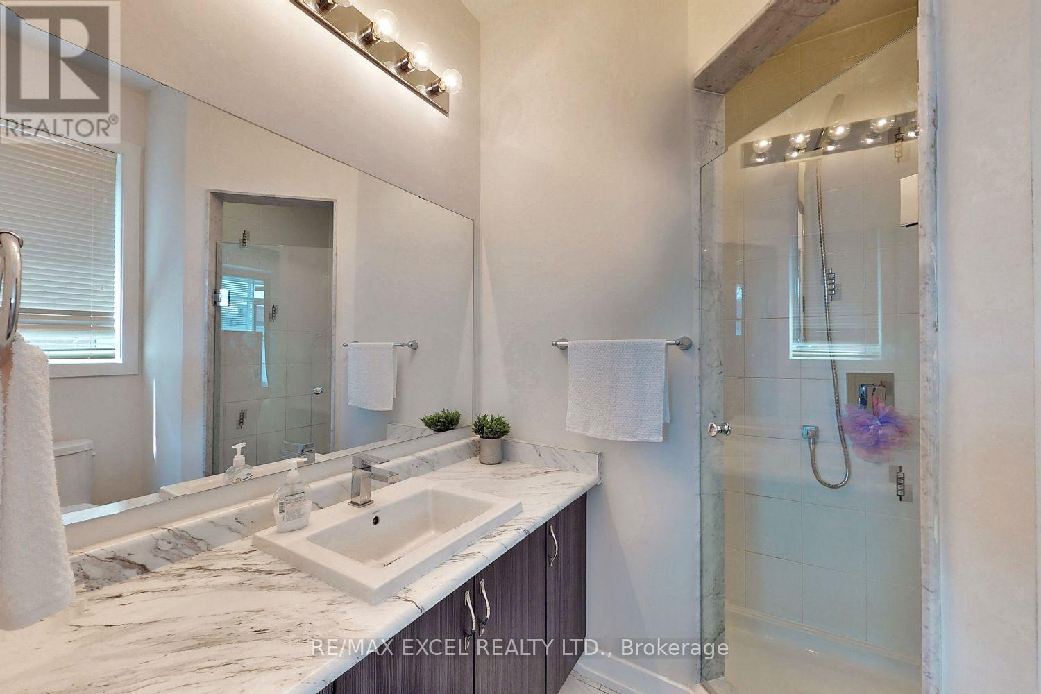 46 Troon Avenue, Vaughan, Ontario  L6A 4Z2 - Photo 36 - N13655478