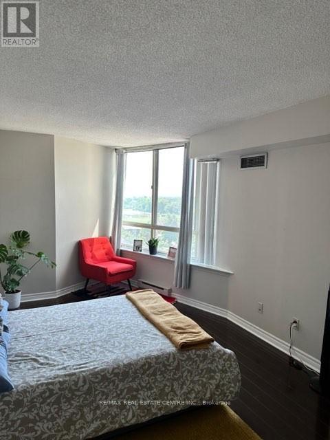 812 - 3605 Kariya Drive S, Mississauga, Ontario  L5B 3J4 - Photo 6 - W13655432