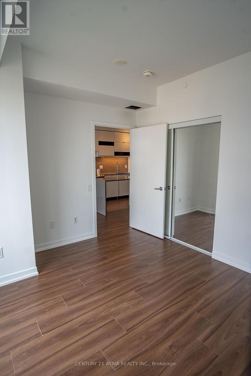 1405 - 4065 Confederation Parkway, Mississauga, Ontario  L5B 0L4 - Photo 17 - W13655456