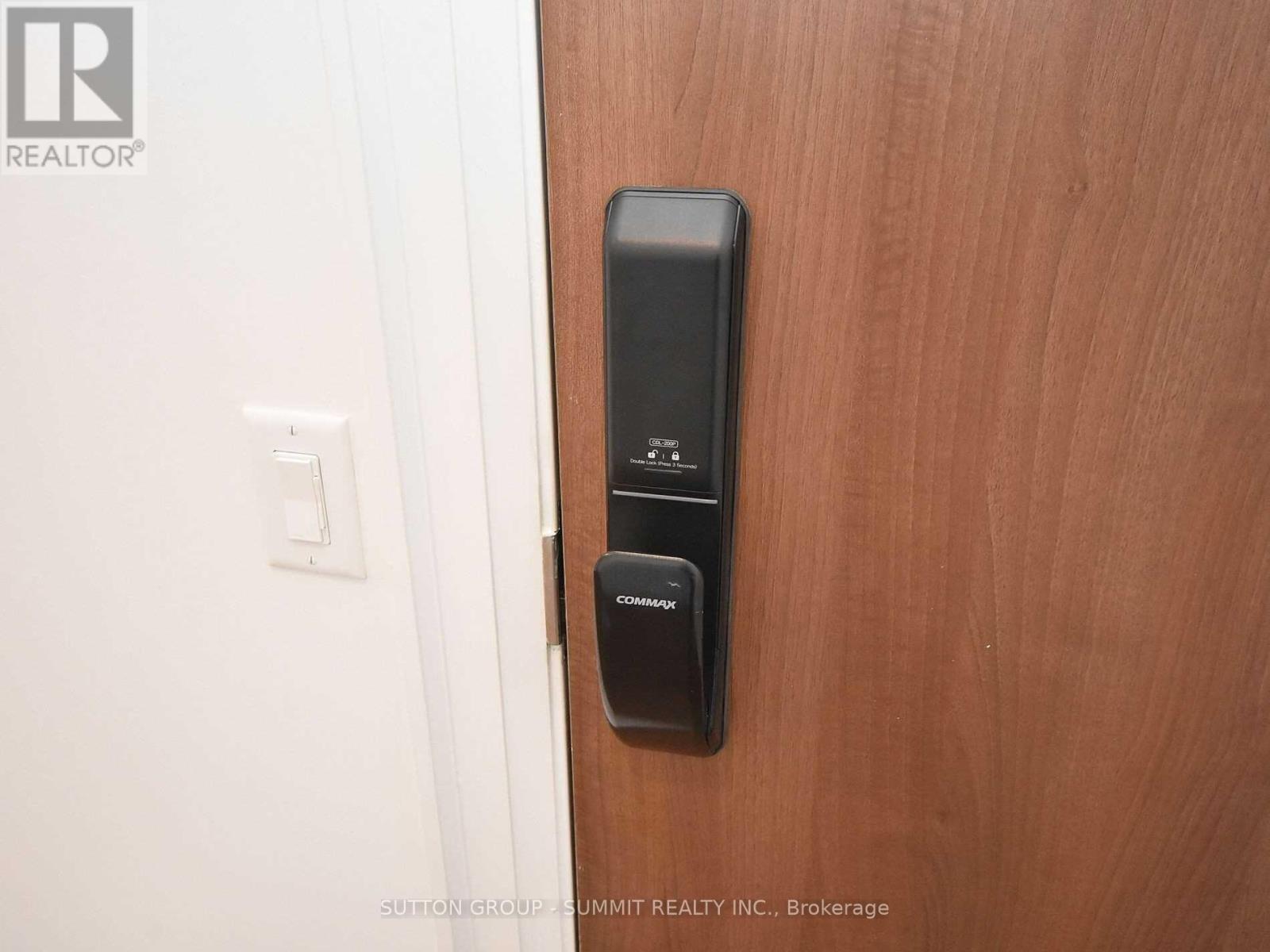 1606 - 21 Park Street E, Mississauga, Ontario  L5G 1L7 - Photo 12 - W13655472