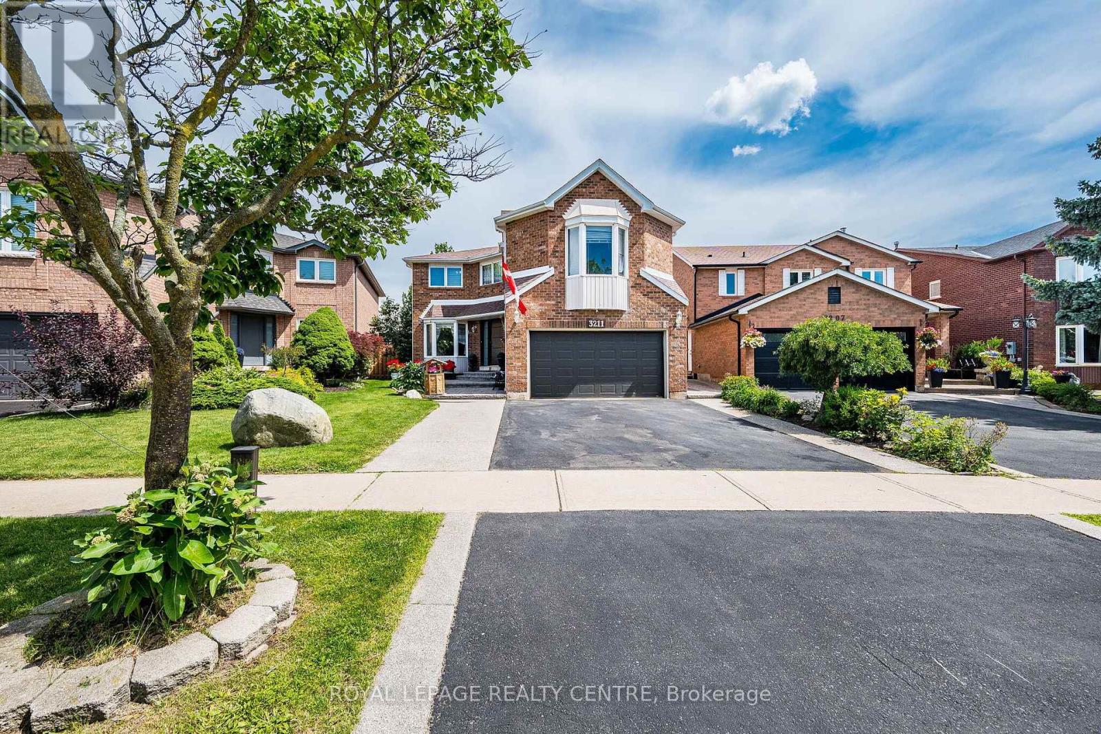 3211 DOVETAIL MEWS, Mississauga, Ontario