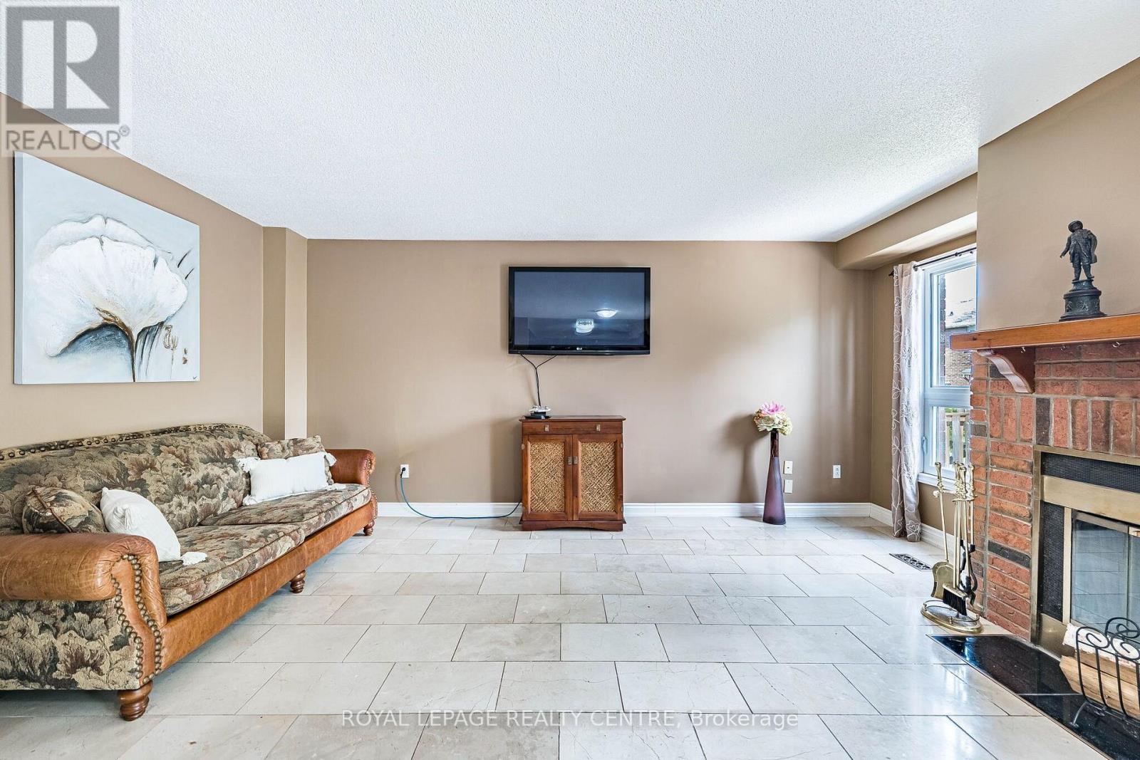 3211 Dovetail Mews, Mississauga, Ontario  L5L 5K4 - Photo 13 - W13615914