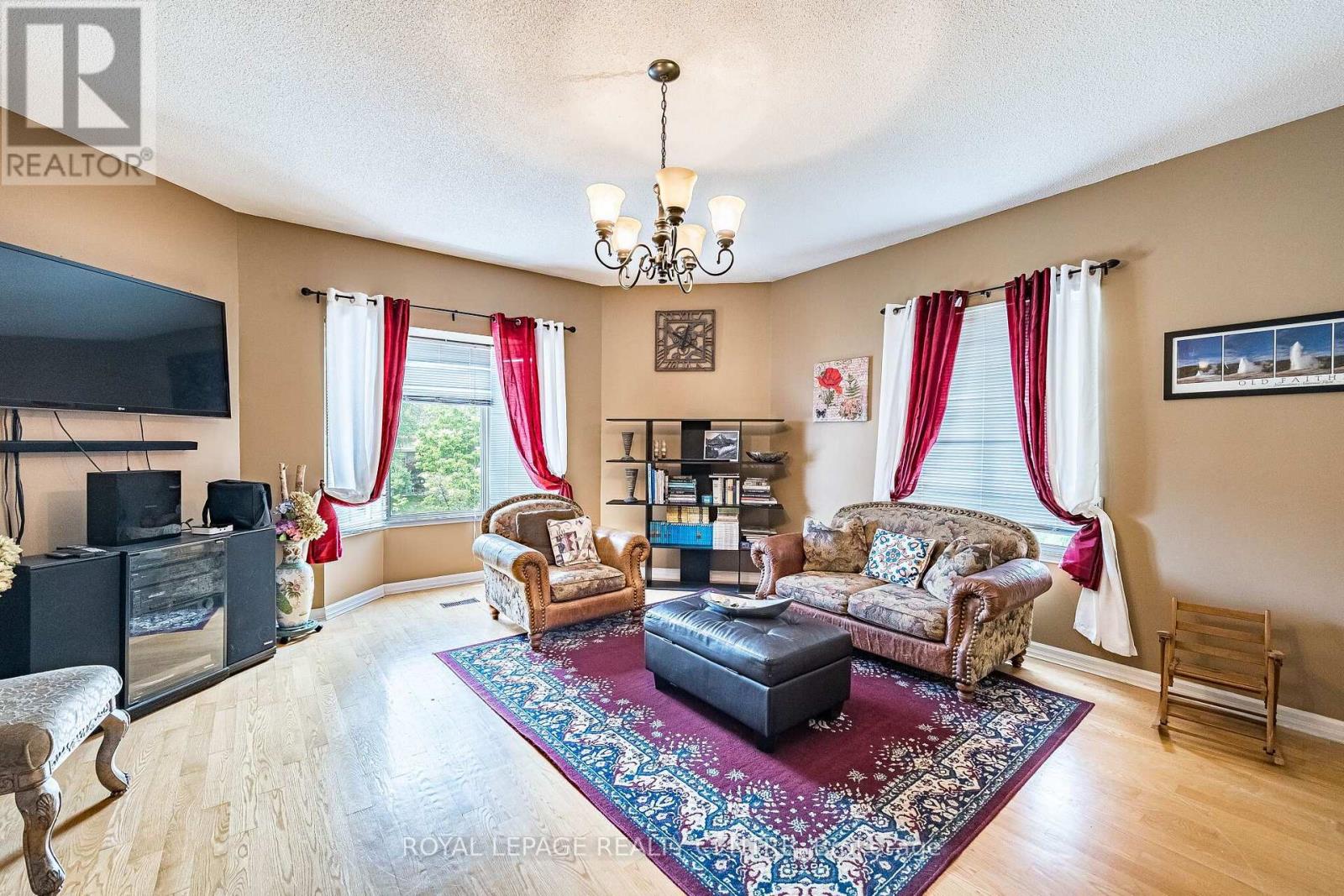 3211 Dovetail Mews, Mississauga, Ontario  L5L 5K4 - Photo 17 - W13615914
