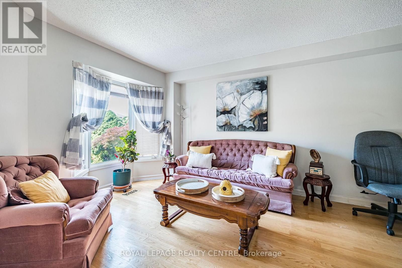 3211 Dovetail Mews, Mississauga, Ontario  L5L 5K4 - Photo 9 - W13615914