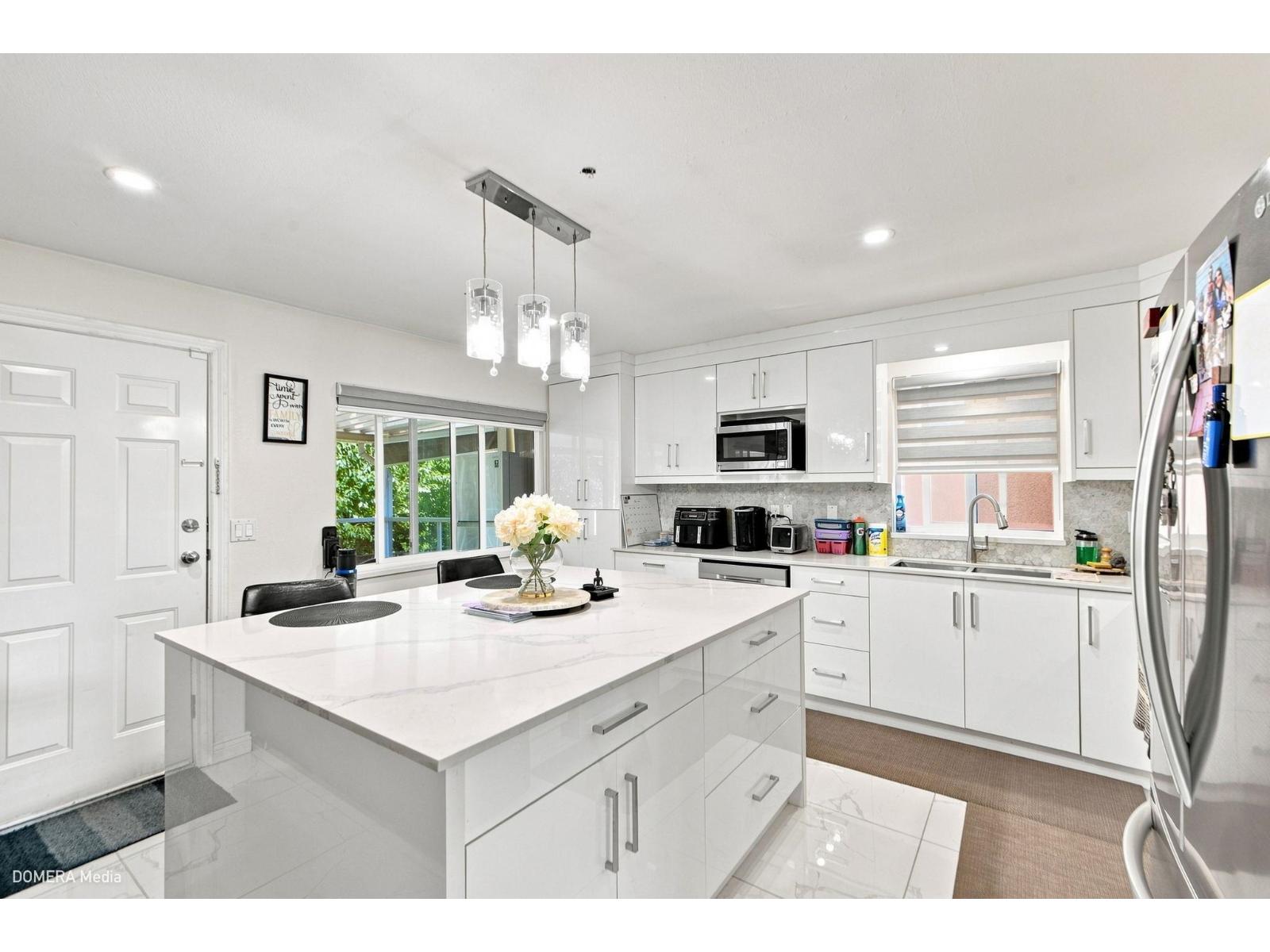 13755 93a Avenue, Surrey, British Columbia  V3V 8A9 - Photo 15 - R3151044