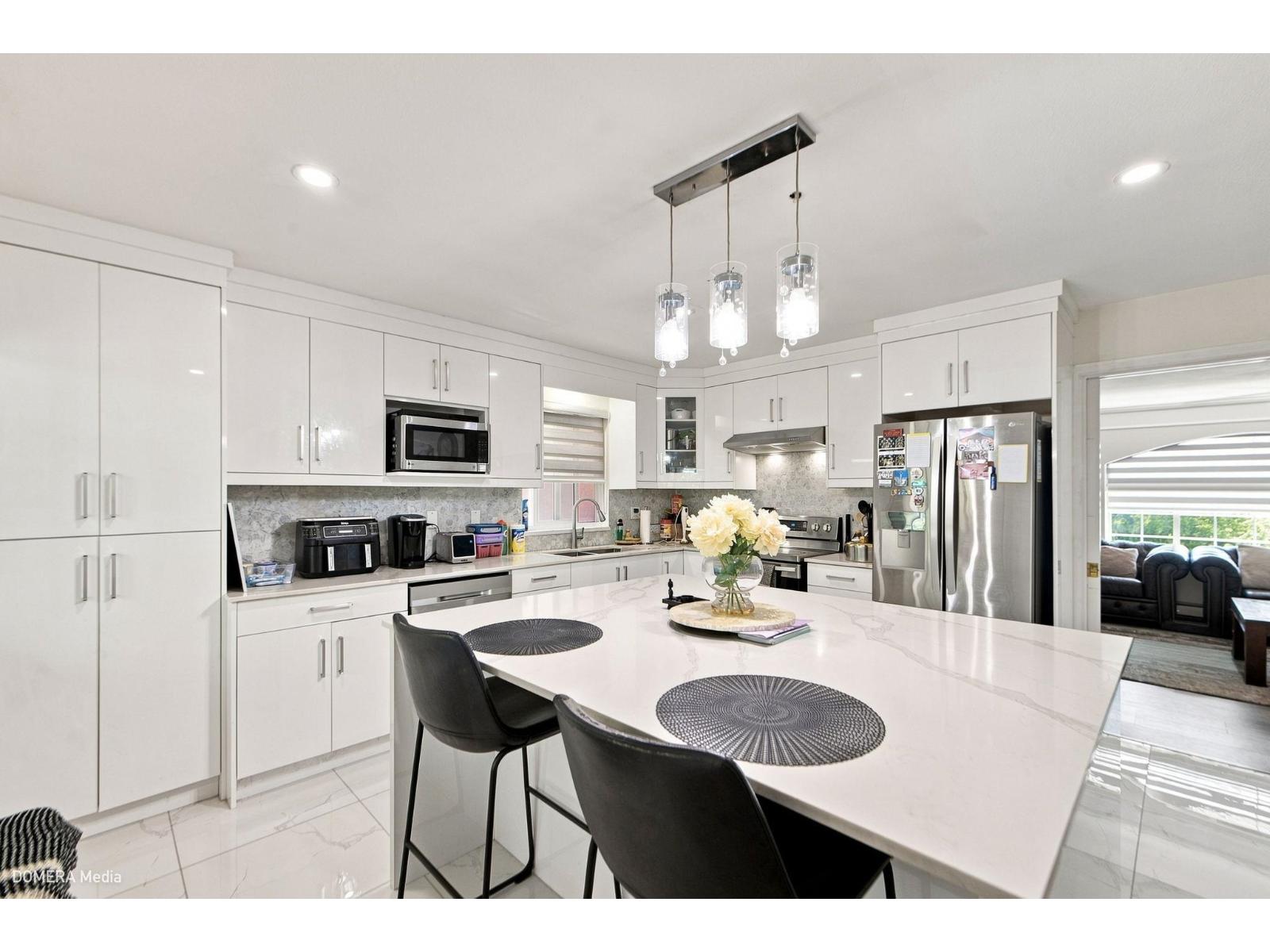 13755 93a Avenue, Surrey, British Columbia  V3V 8A9 - Photo 16 - R3151044