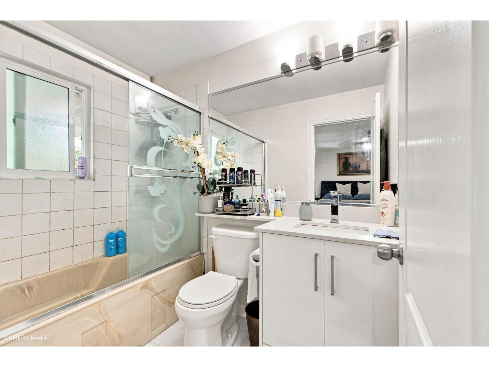 13755 93a Avenue, Surrey, British Columbia  V3V 8A9 - Photo 22 - R3151044
