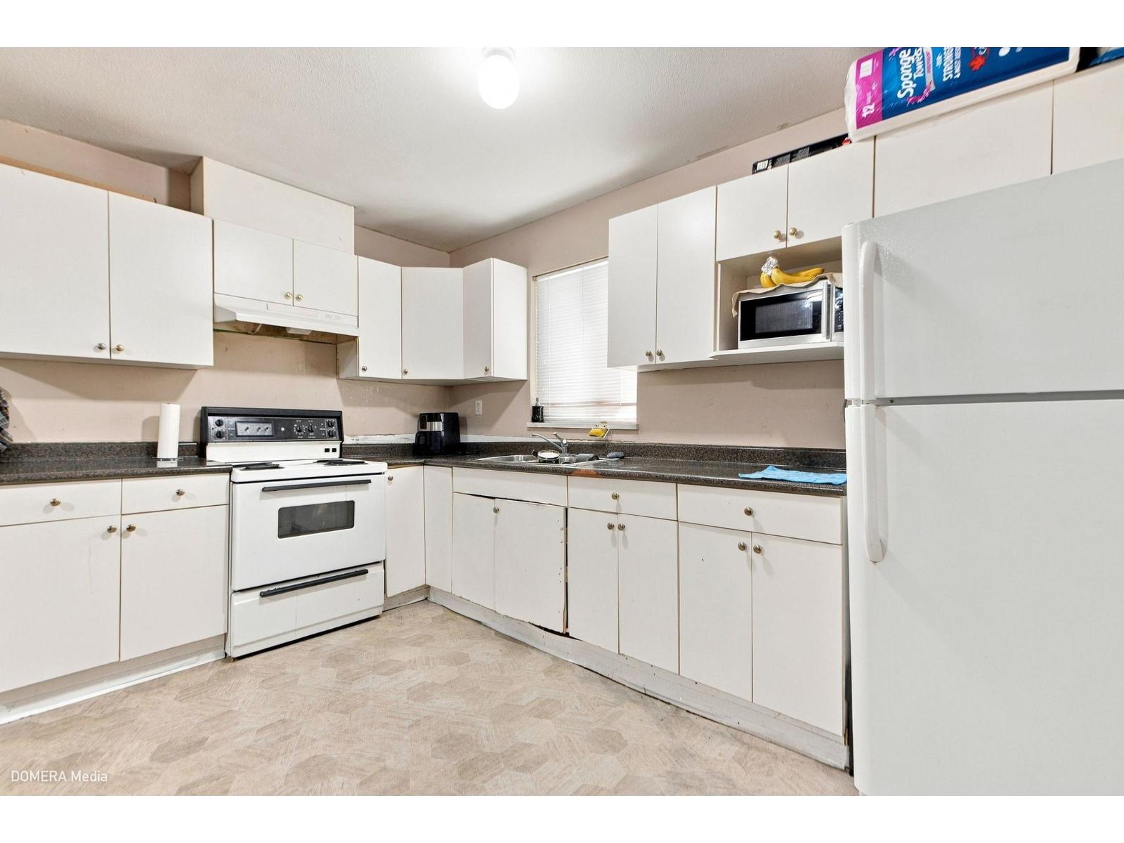 13755 93a Avenue, Surrey, British Columbia  V3V 8A9 - Photo 30 - R3151044