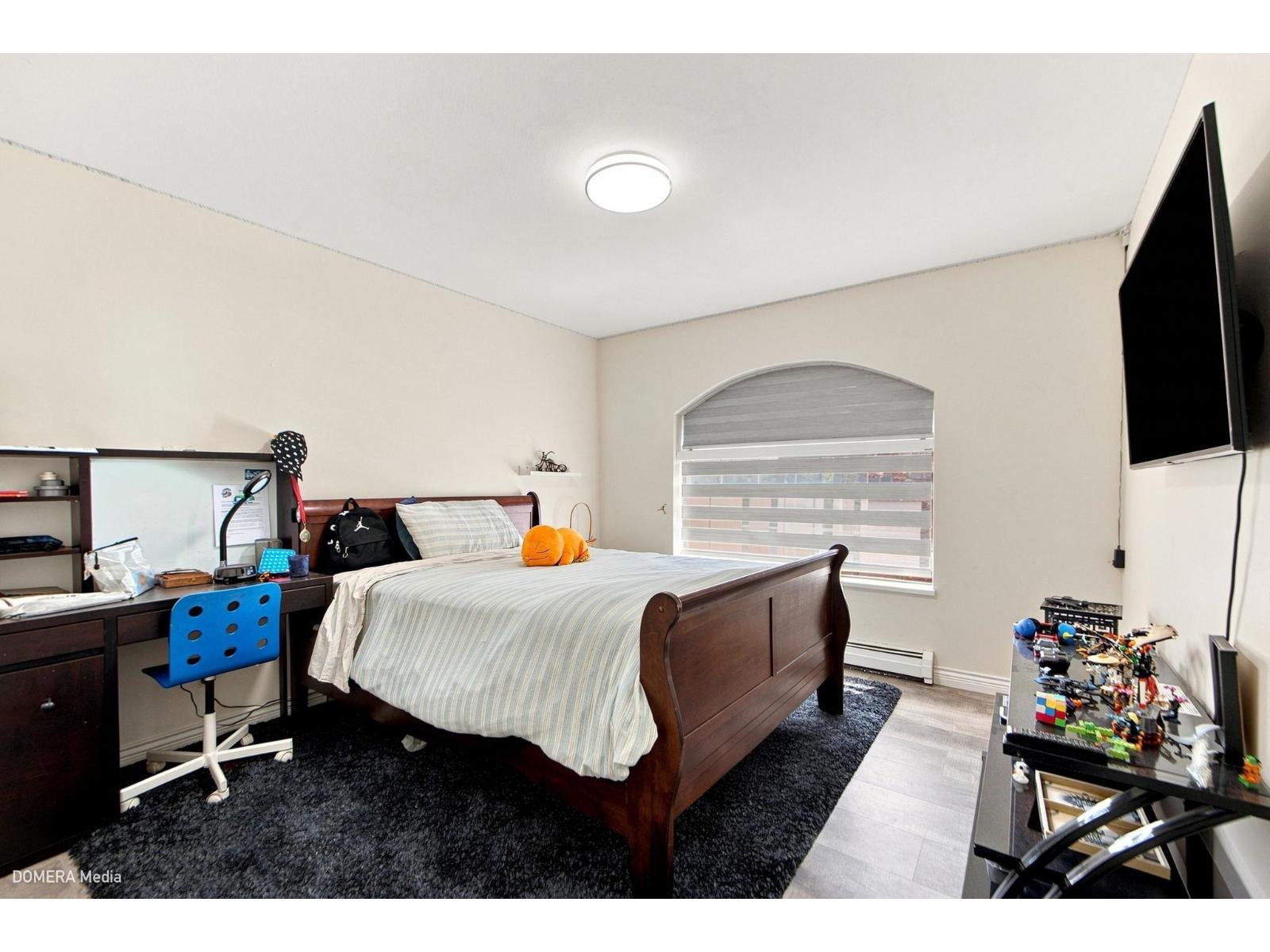 13755 93a Avenue, Surrey, British Columbia  V3V 8A9 - Photo 19 - R3151044