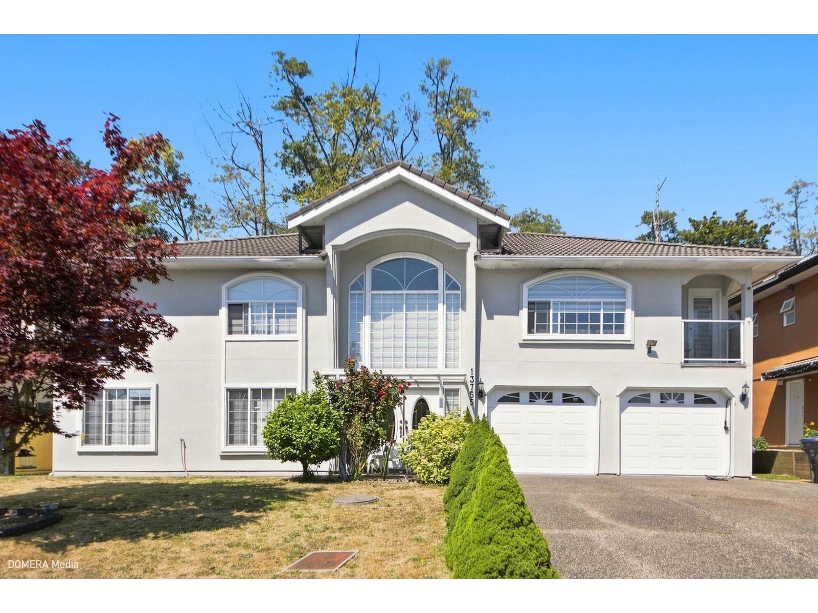 13755 93a Avenue, Surrey, British Columbia  V3V 8A9 - Photo 4 - R3151044