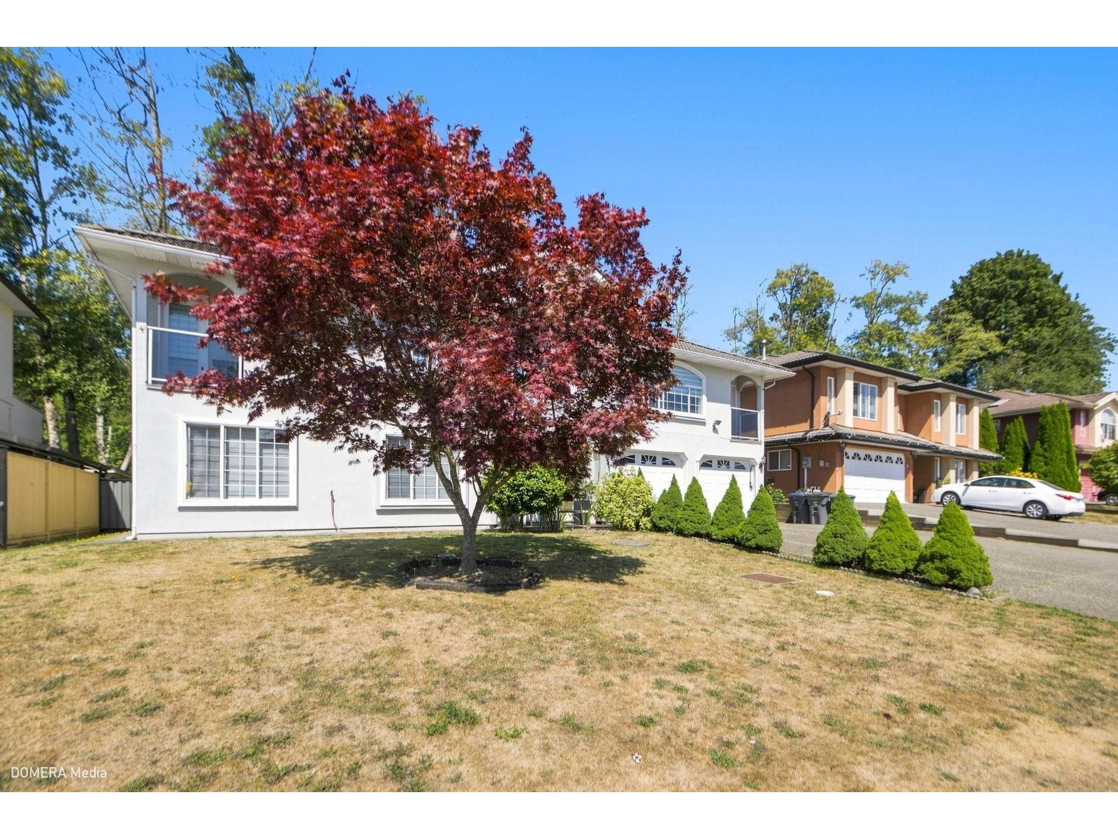 13755 93a Avenue, Surrey, British Columbia  V3V 8A9 - Photo 2 - R3151044