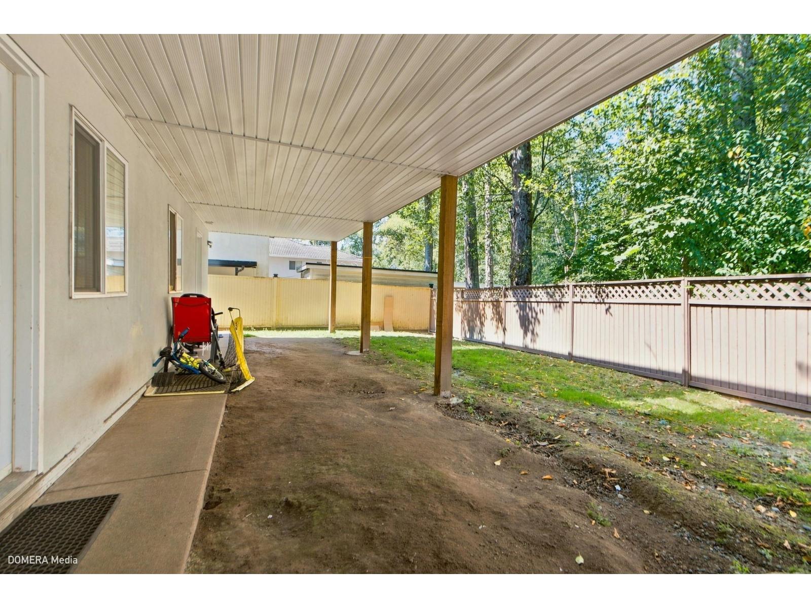 13755 93a Avenue, Surrey, British Columbia  V3V 8A9 - Photo 39 - R3151044