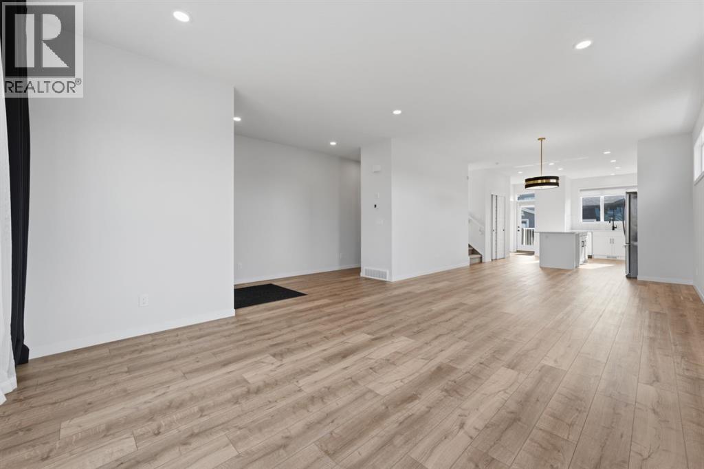 20305 45 Street SE, Calgary, Alberta  T3M 3W2 - Photo 6 - A2333785