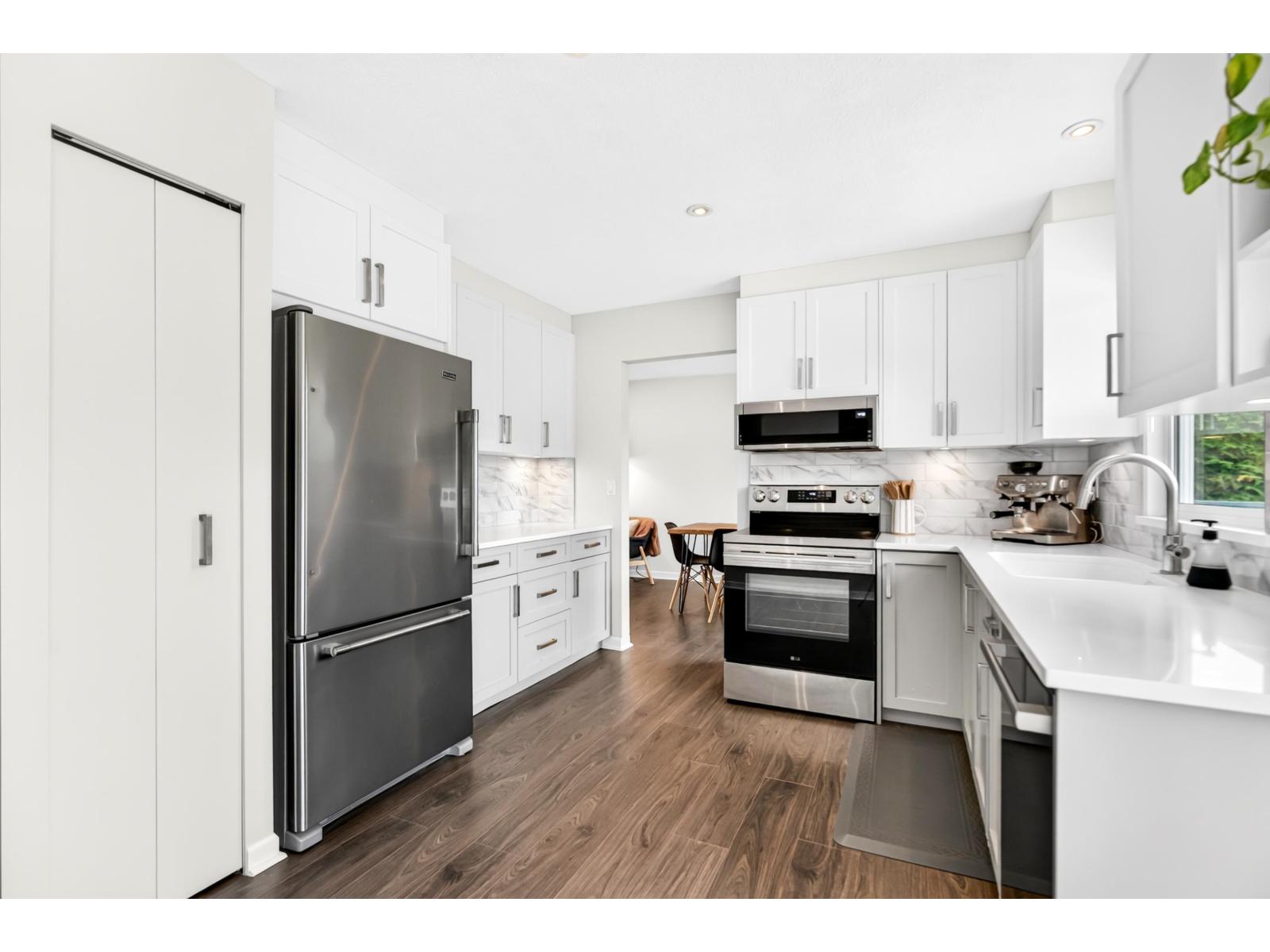 17089 60a Avenue, Surrey, British Columbia  V3S 6A7 - Photo 10 - R3153788