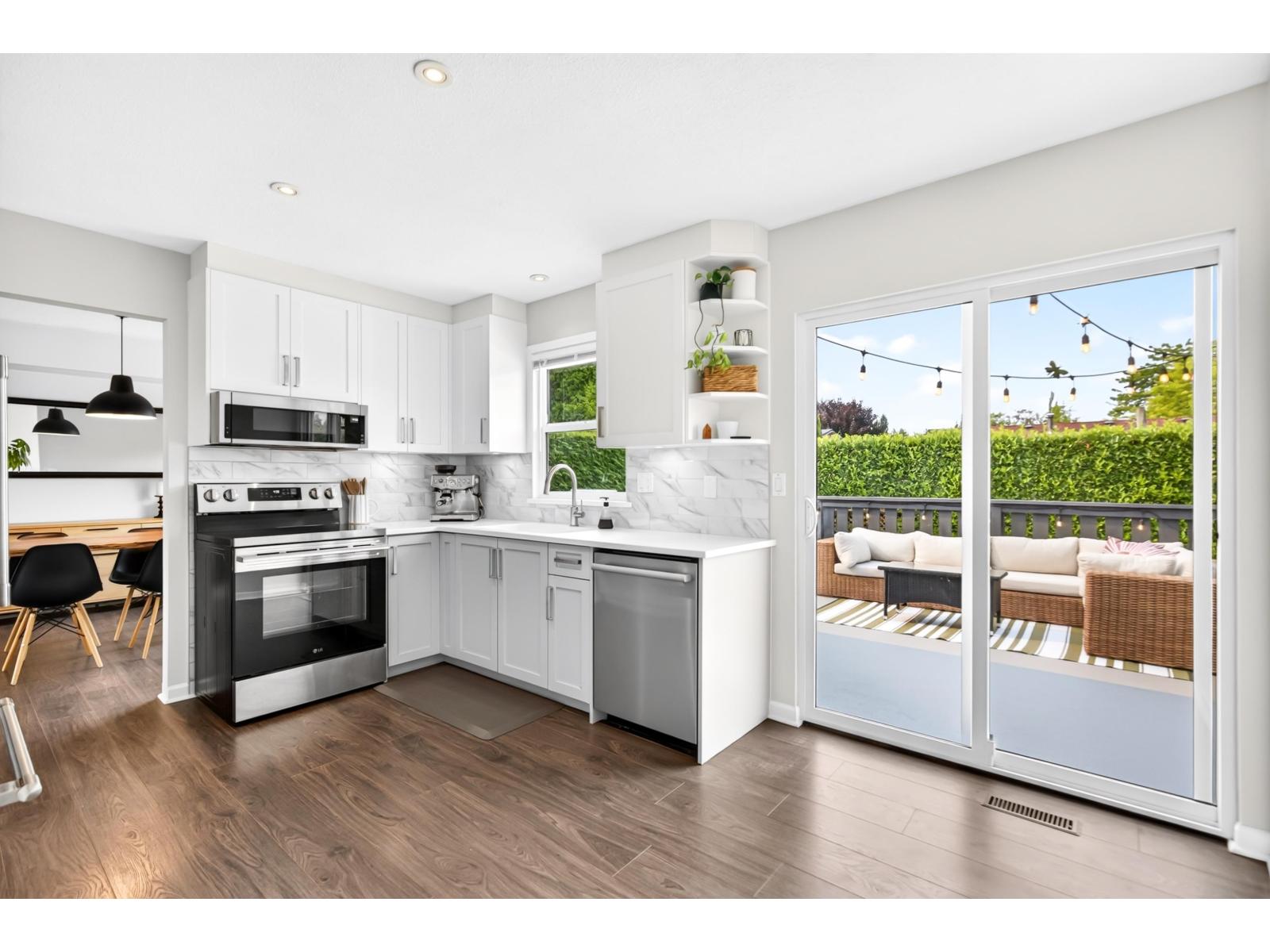17089 60a Avenue, Surrey, British Columbia  V3S 6A7 - Photo 11 - R3153788