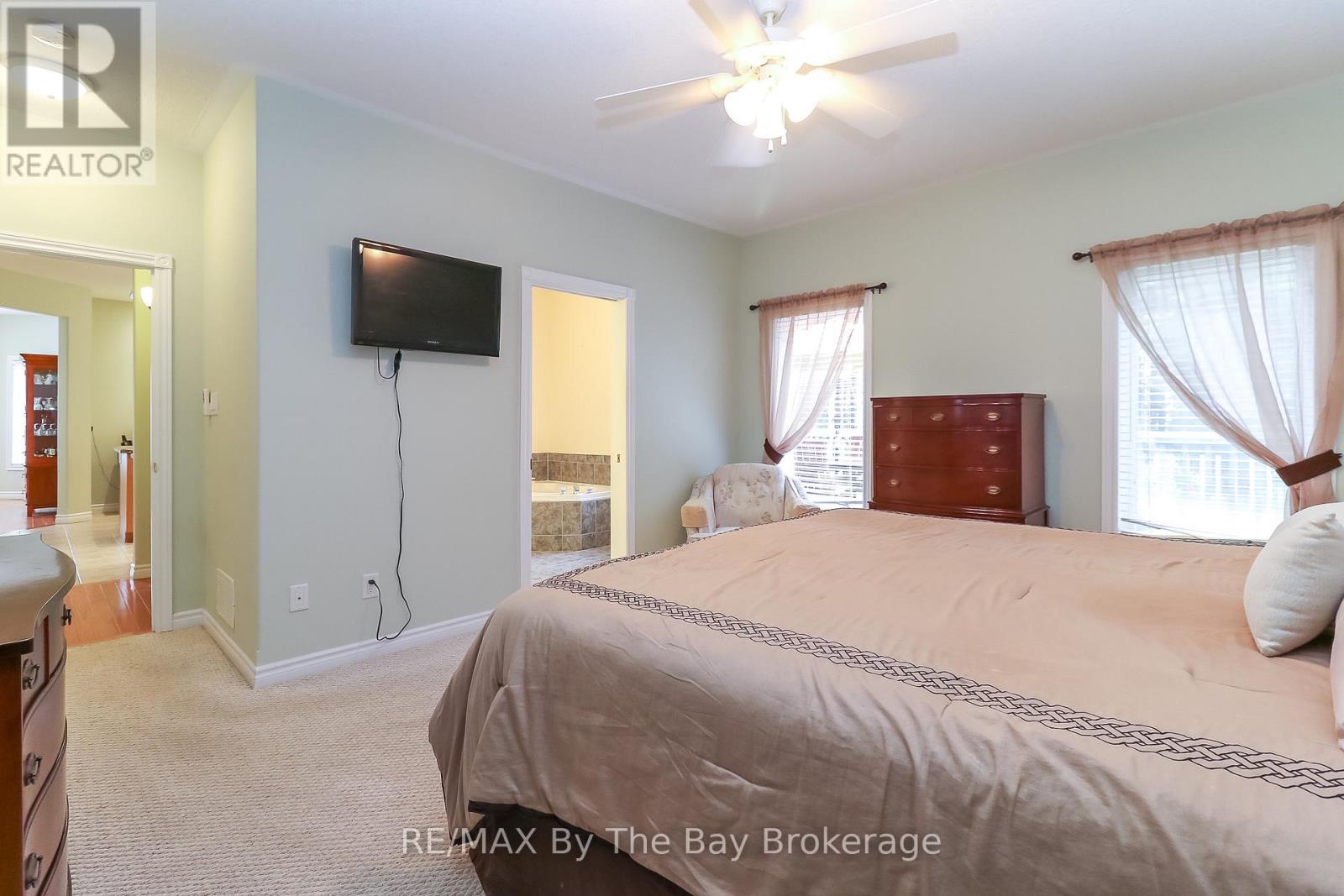 60 Martyn Drive, Wasaga Beach, Ontario  L9Z 1N6 - Photo 15 - S13589366