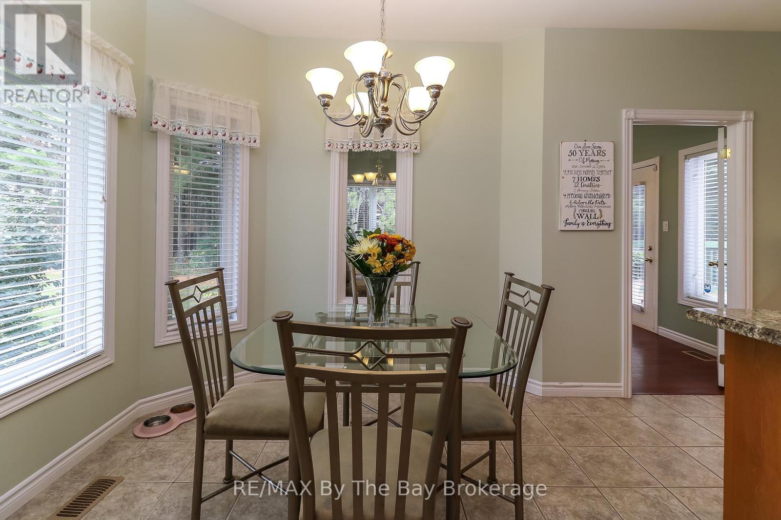 60 Martyn Drive, Wasaga Beach, Ontario  L9Z 1N6 - Photo 10 - S13589366