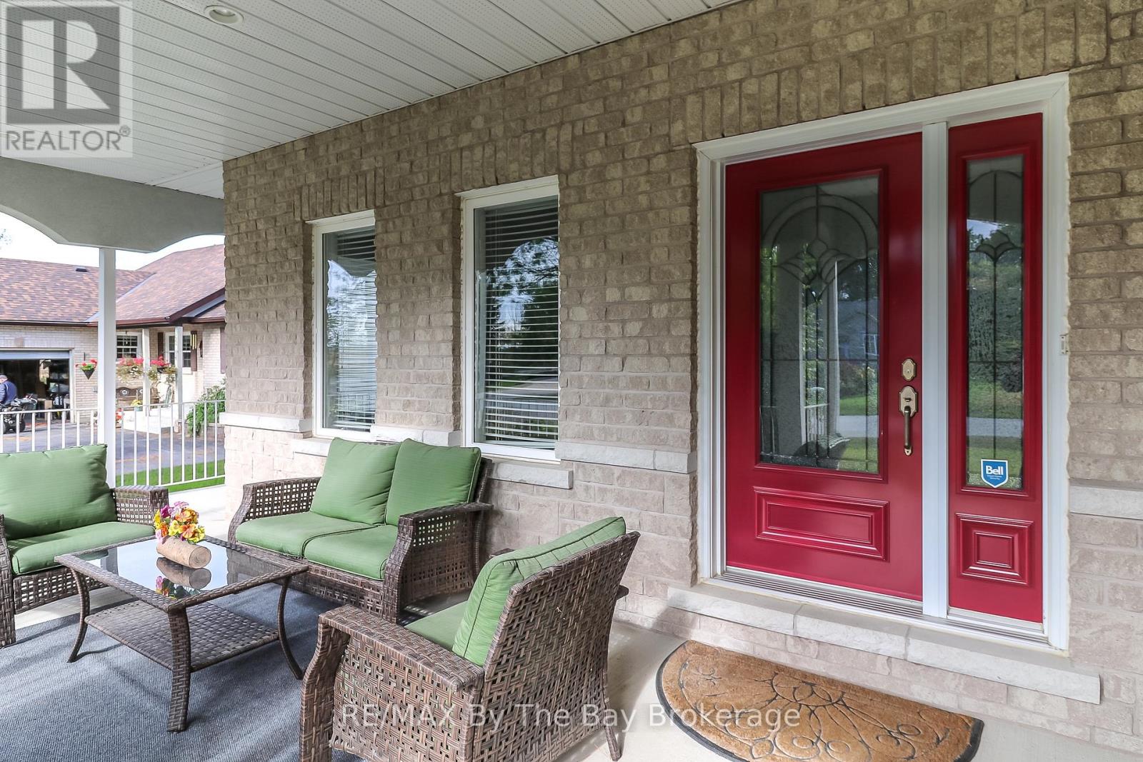 60 Martyn Drive, Wasaga Beach, Ontario  L9Z 1N6 - Photo 4 - S13589366