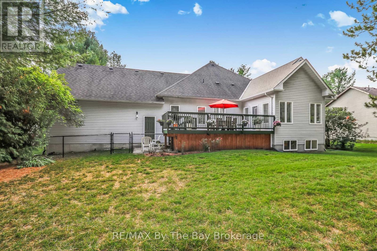 60 Martyn Drive, Wasaga Beach, Ontario  L9Z 1N6 - Photo 40 - S13589366