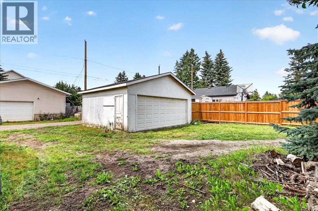 1322 23 Street, Didsbury, Alberta  T0M 0W0 - Photo 31 - A2335097