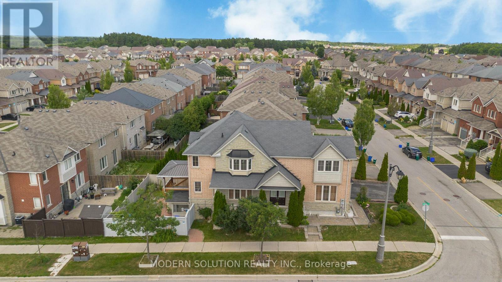 4 OVERHOLD CRESCENT, Richmond Hill, Ontario