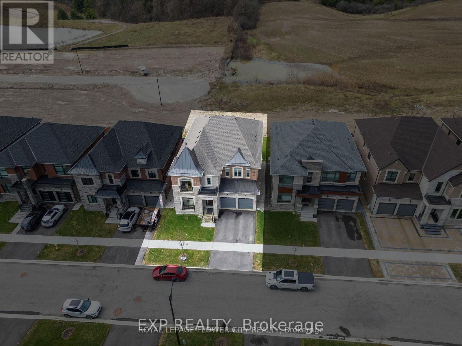 20 Seraville Street, Vaughan, Ontario  L3L 0H1 - Photo 35 - N13655386