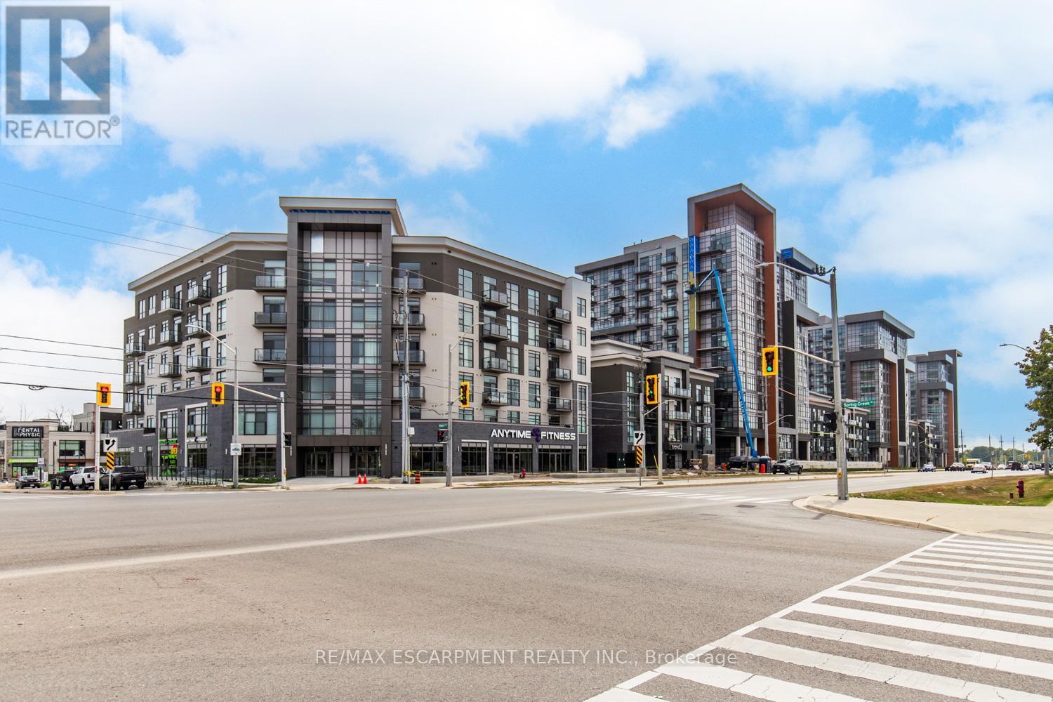 238 - 10 MALLARD TRAIL, Hamilton, Ontario