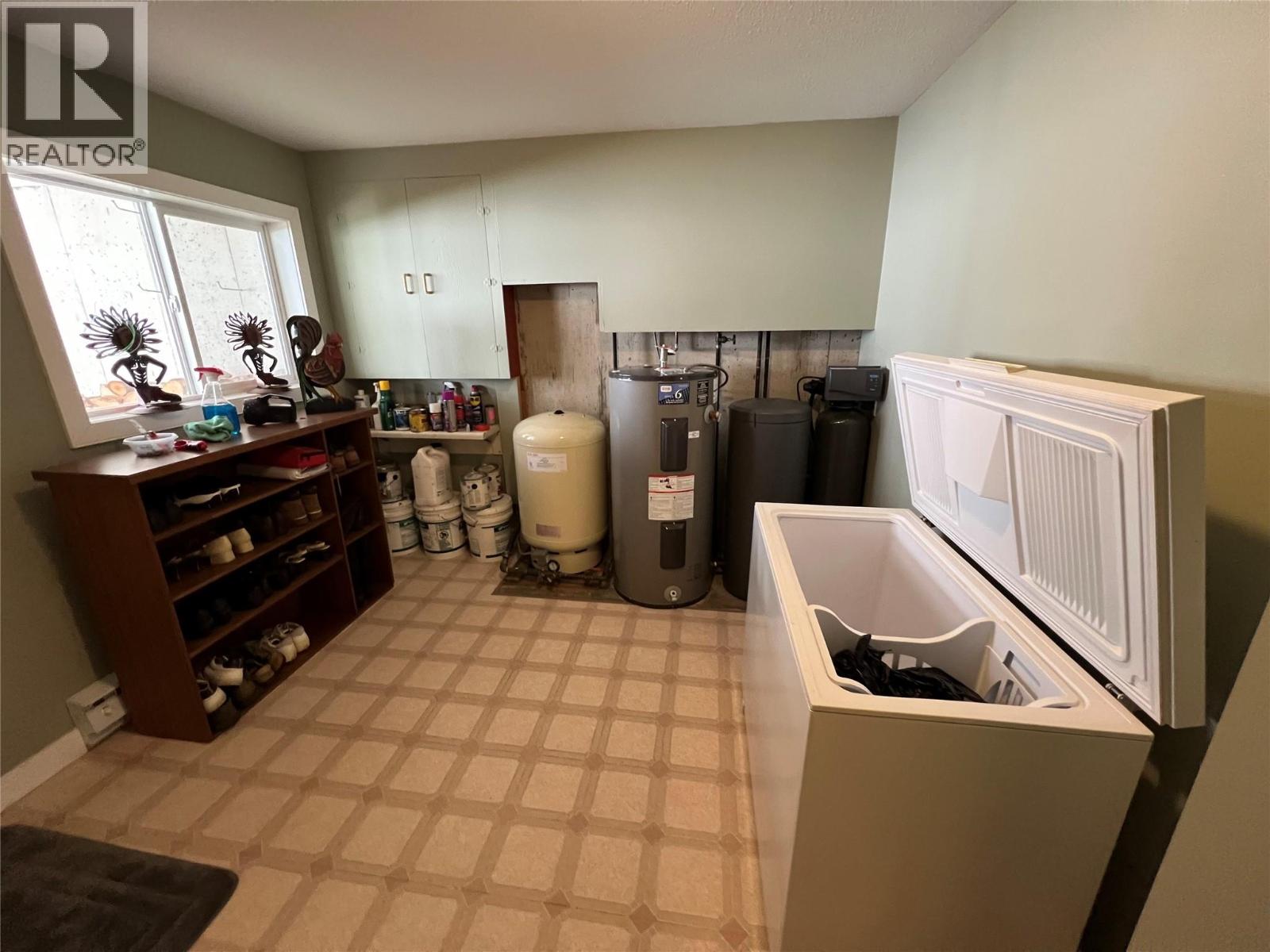 3765 Crestview Road, Creston, British Columbia  V0B 1G2 - Photo 20 - 10396899