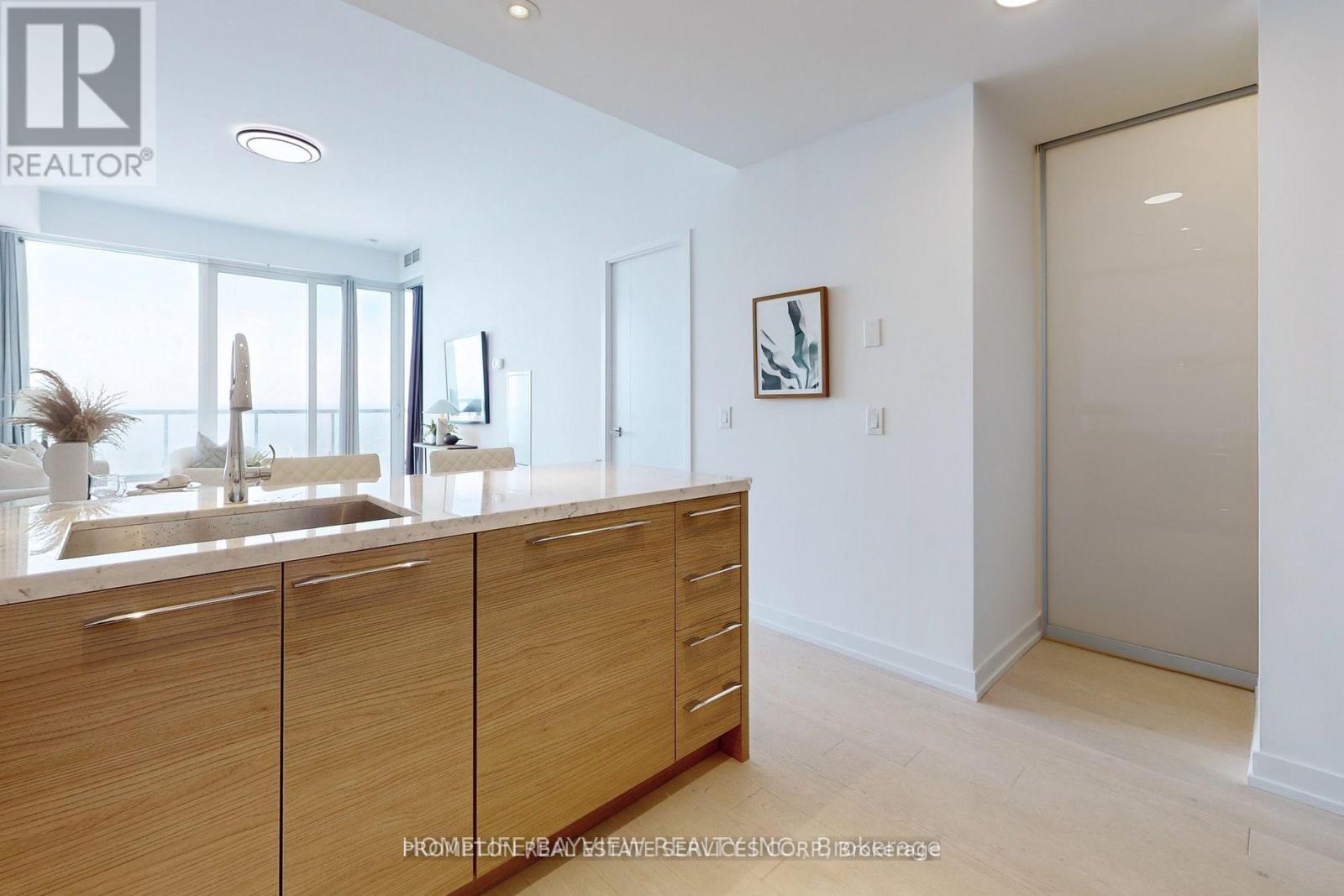 4312 - 488 University Avenue, Toronto, Ontario M5G 0C1 - Photo 8 - C13655502