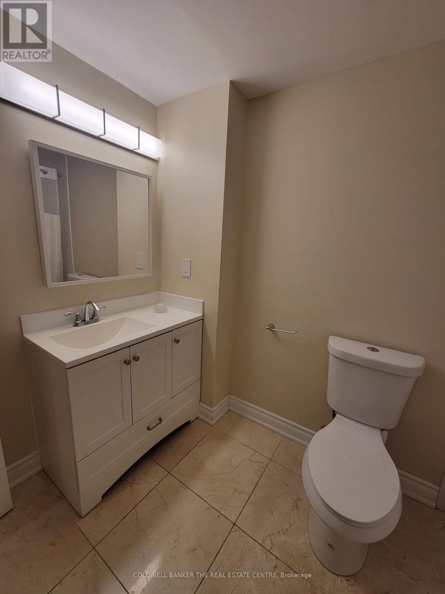 304 Tower Hill Road, Richmond Hill, Ontario  L4E 0A7 - Photo 32 - N13655166