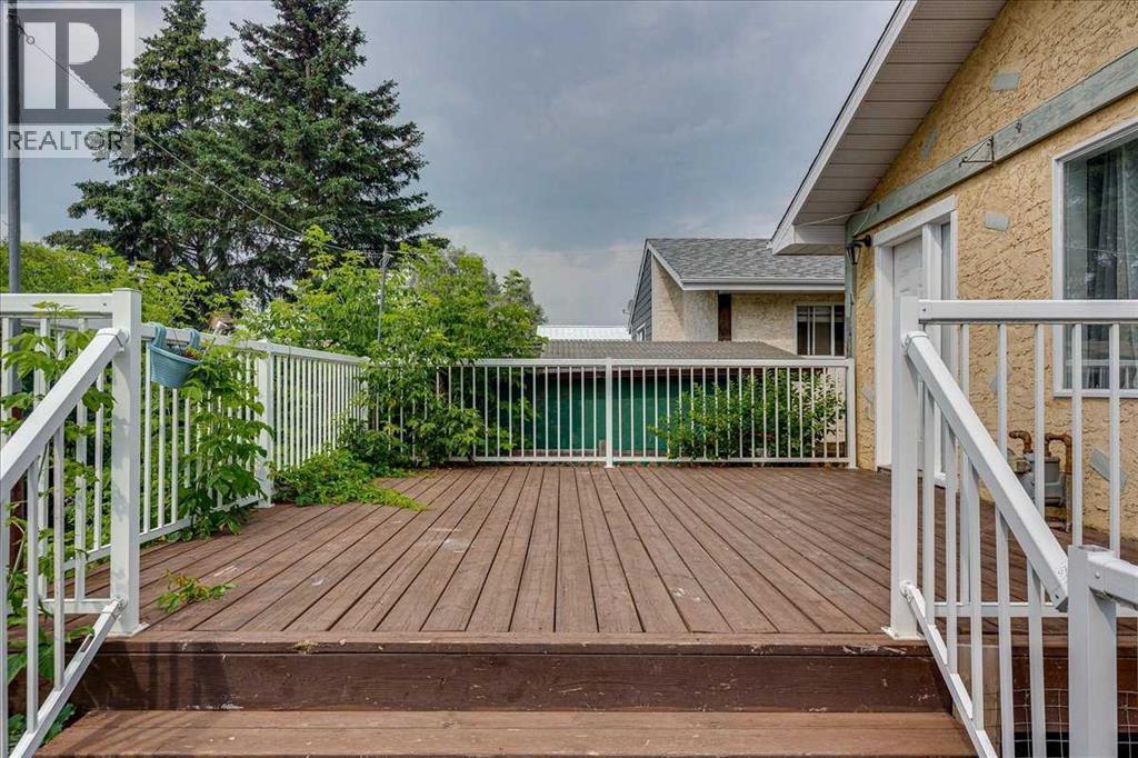 3811 52 Avenue, Ponoka, Alberta  T4J 1C8 - Photo 46 - A2332797