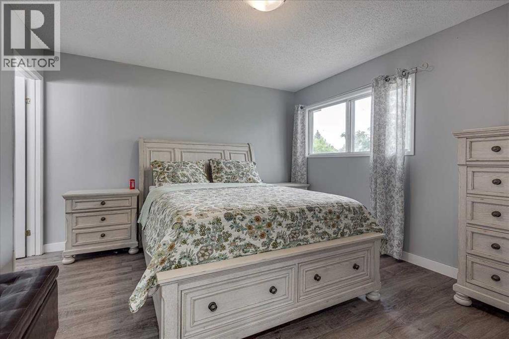 3811 52 Avenue, Ponoka, Alberta  T4J 1C8 - Photo 20 - A2332797