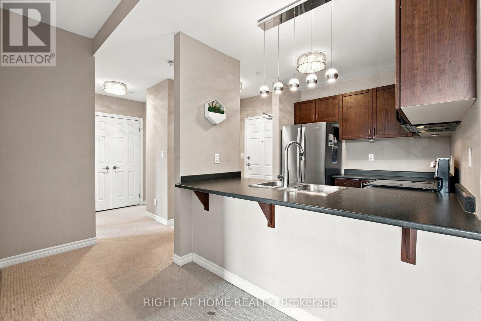 201 - 2 Colonial Drive, Guelph, Ontario  N1L 0K8 - Photo 11 - X13655540