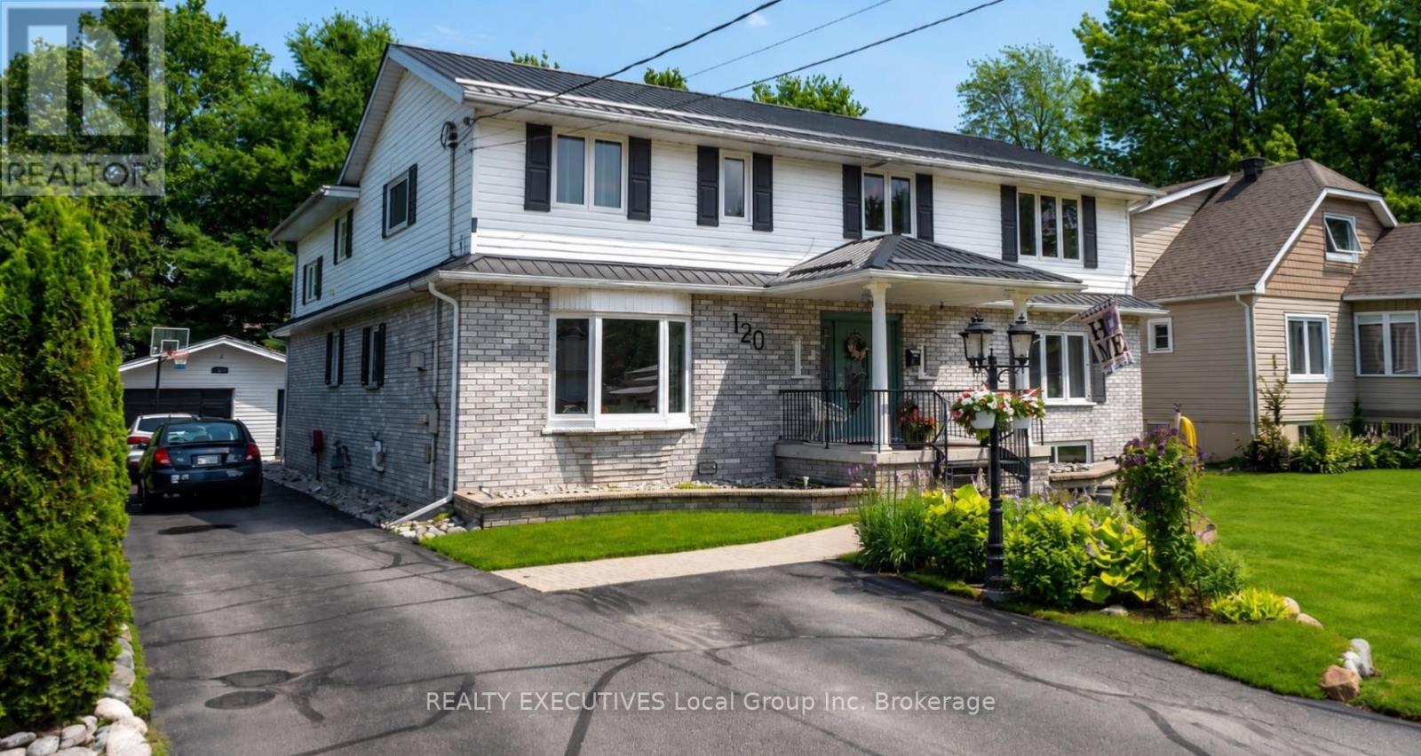 120 CAMPBELL AVENUE, North Bay, Ontario