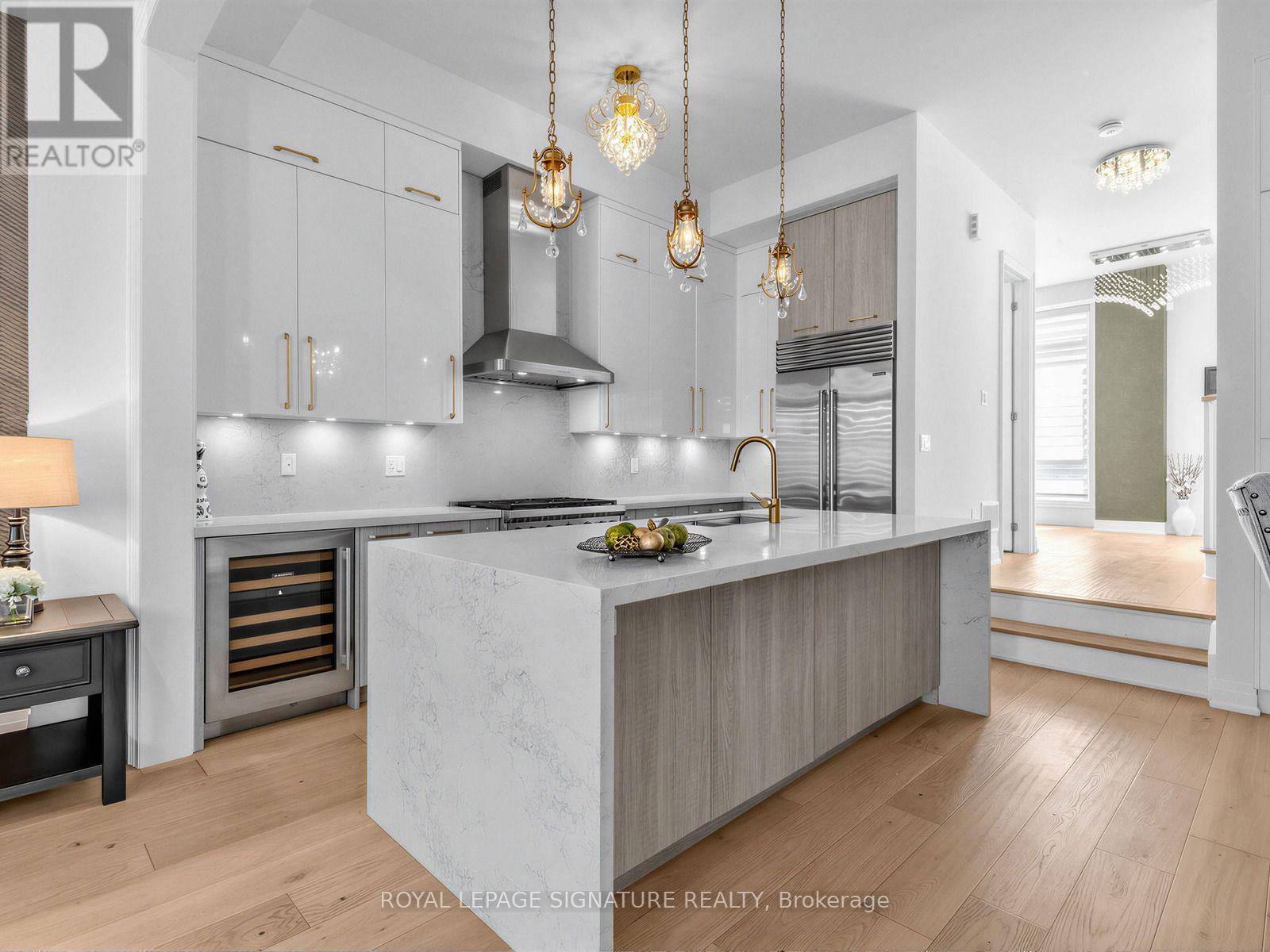 308 King Road, Richmond Hill, Ontario  L4E 1H4 - Photo 18 - N13629018