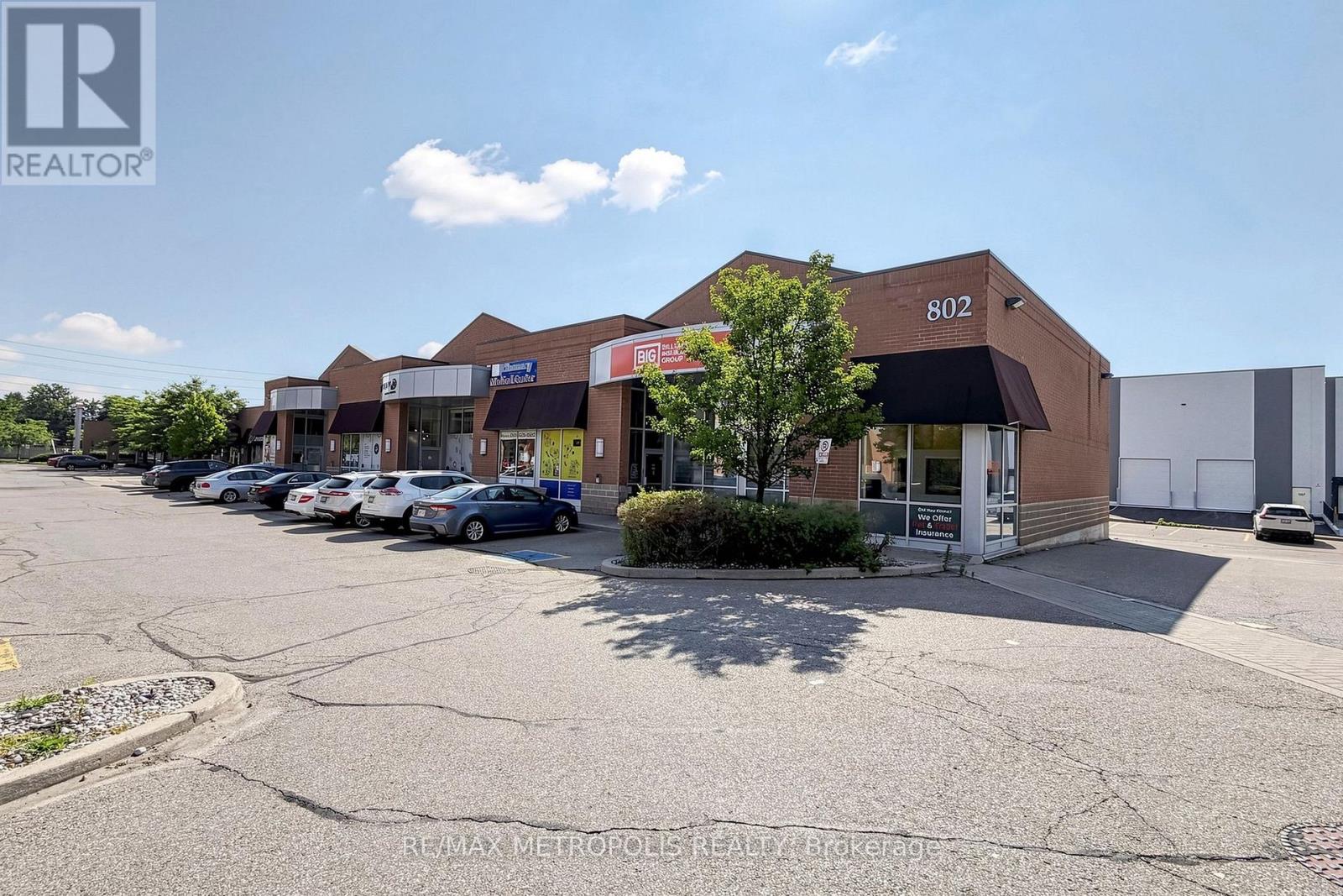 C2 - 802 Southdown Road, Mississauga, Ontario L5J 2Y4 - Photo 4 - W13647792